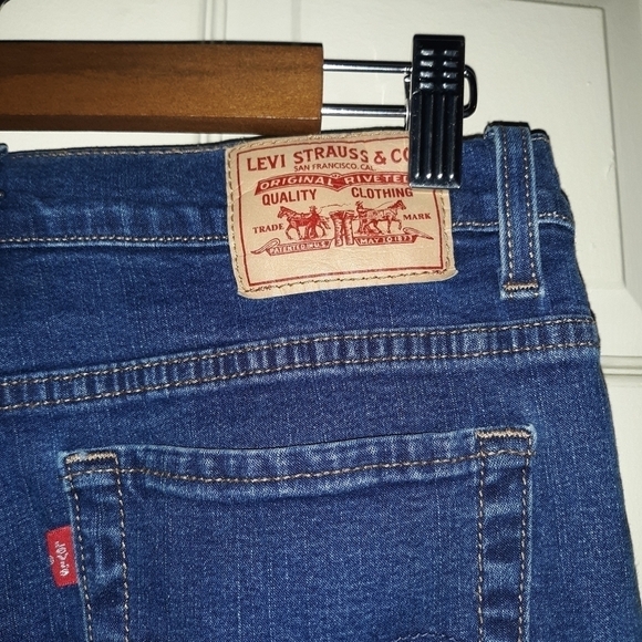 Levi's Jean's size 10M - Picture 4 of 7